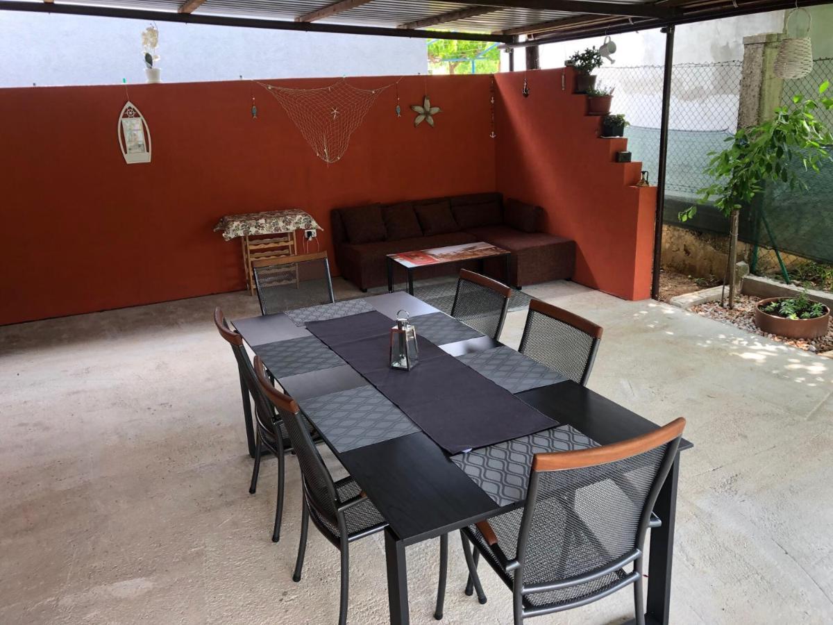 Vacation House "Andy" Pula Exterior foto